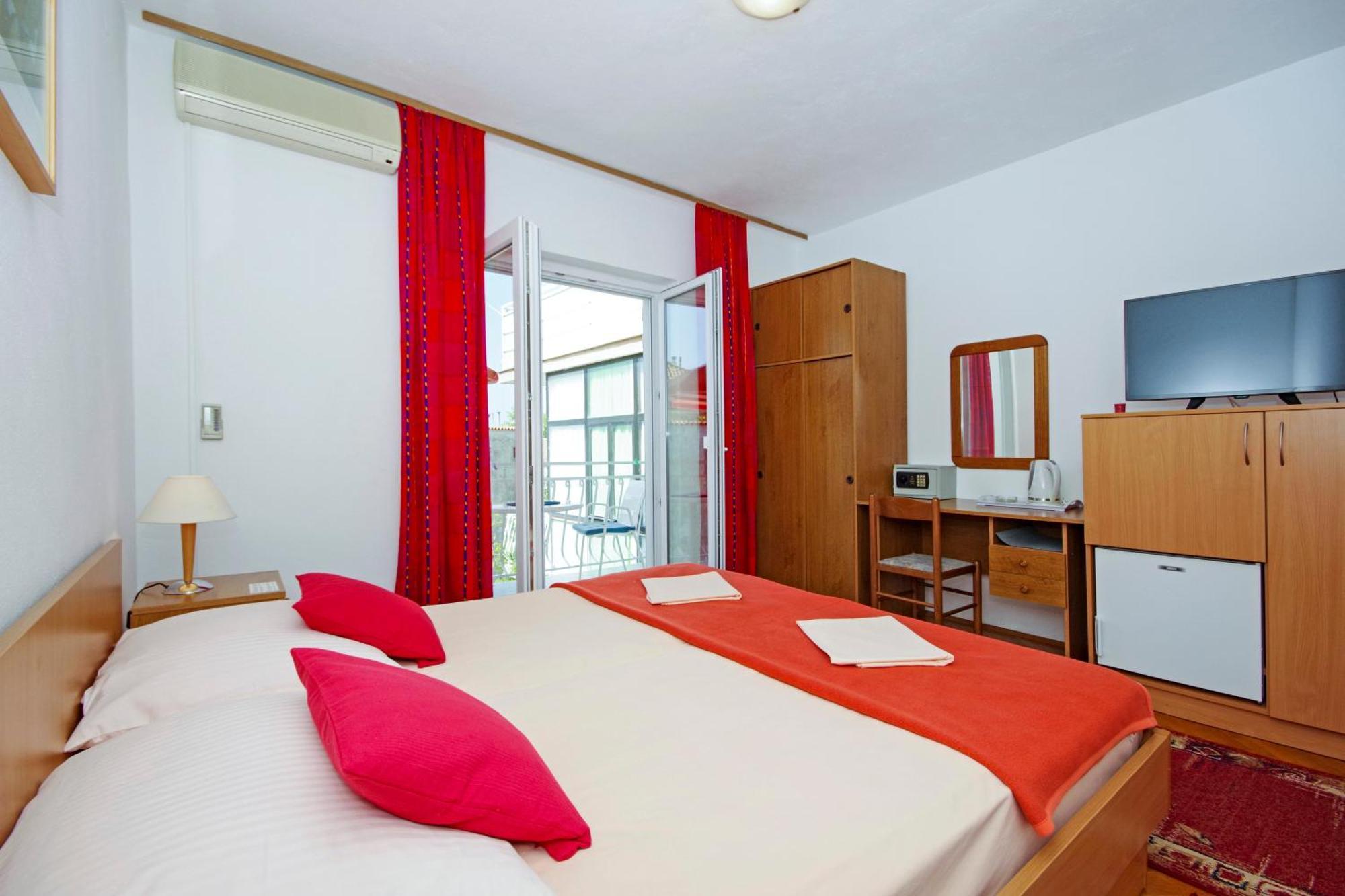 Villa Antonia Baška Voda Екстериор снимка